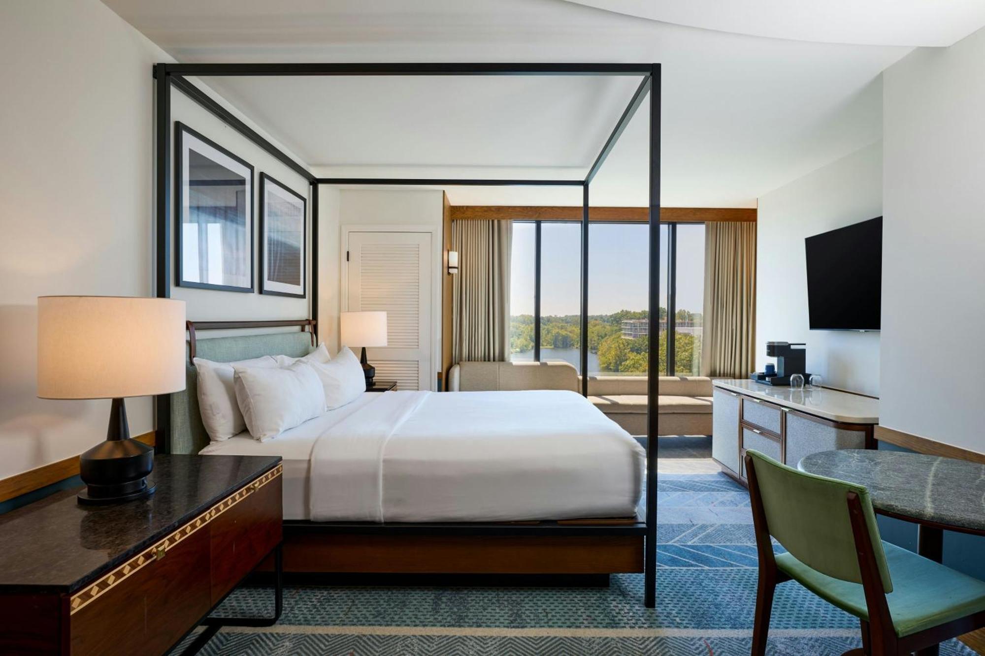 Merriweather Lakehouse Hotel, Autograph Collection 4*